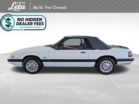 Used 1988 Ford Mustang LX RWD image 3