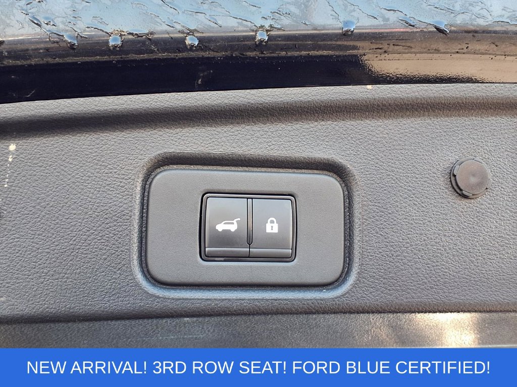 Used 2025 Nissan Pathfinder SV FWD image 23