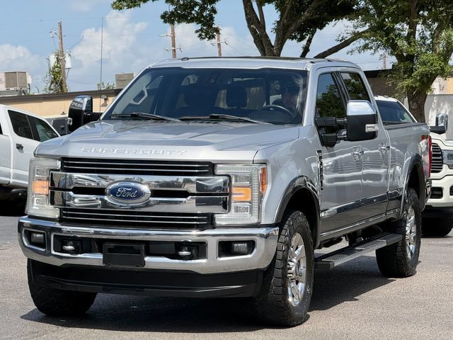 Used 2017 Ford F250 Lariat w/ Lariat Ultimate Package AWD/4WD image 3