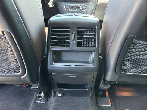 Used 2016 Mercedes-Benz GLE 63 AMG 4MATIC image 42