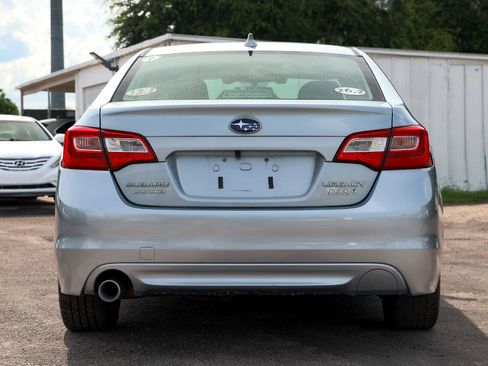 Used 2017 Subaru Legacy 2.5i Premium image 7