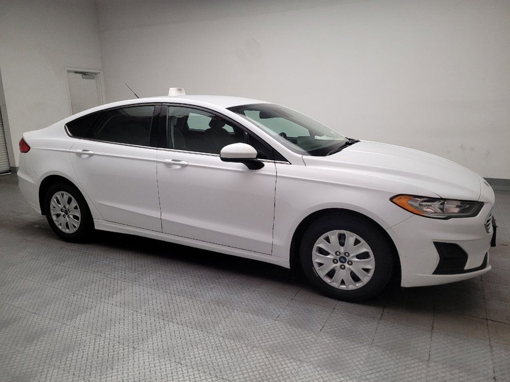 Used 2019 Ford Fusion S FWD image 11