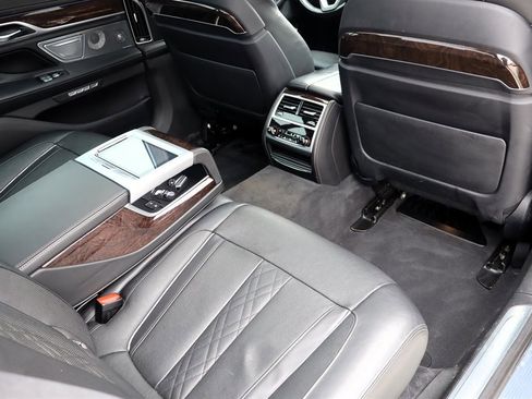 Used 2016 BMW 750i xDrive AWD/4WD image 22