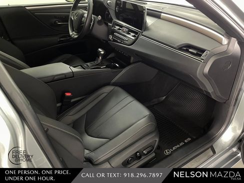 Used 2023 Lexus ES 350 F Sport w/ Accessory Package (Z2) image 40