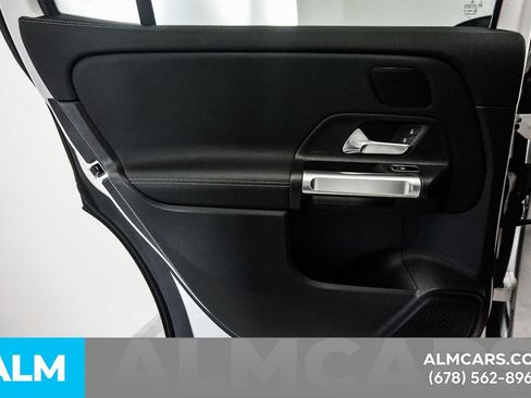 Used 2024 Mercedes-Benz EQB 250+ image 53