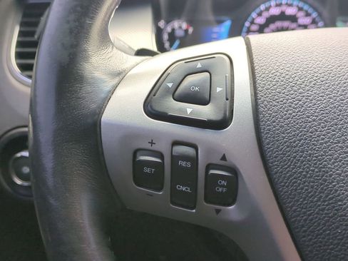 Used 2014 Ford Taurus SHO w/ Equipment Group 401A image 25