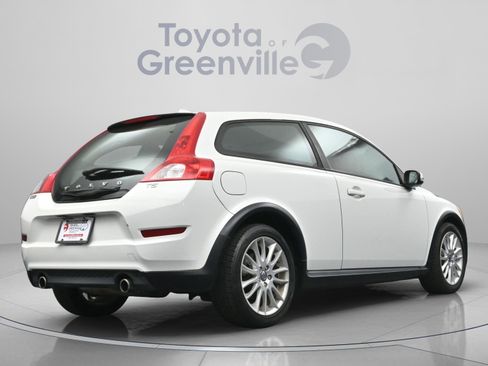 Used 2011 Volvo C30 T5 w/ Climate Pkg image 15