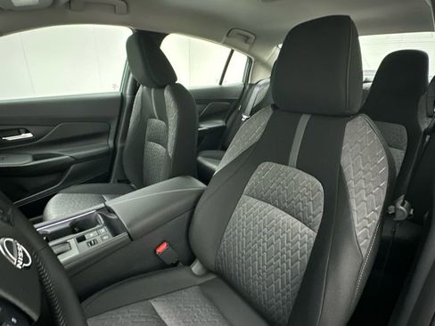 New 2026 Nissan Sentra SV w/ SV Convenience Package FWD image 9