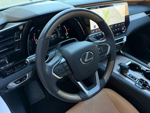 Used 2023 Lexus RX 350h image 10
