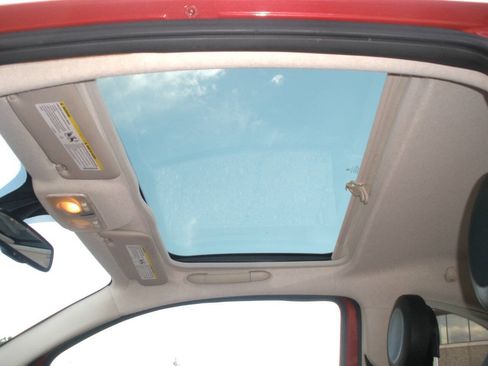 Used 2012 FIAT 500 Lounge w/ Luxury Leather Pkg FWD image 29