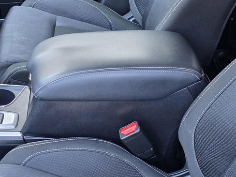 Used 2020 Subaru Ascent Premium w/ Convenience Package image 8