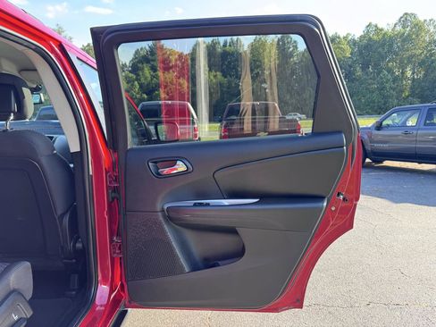 Used 2014 Dodge Journey SXT w/ Flexible Seating Group AWD/4WD image 16