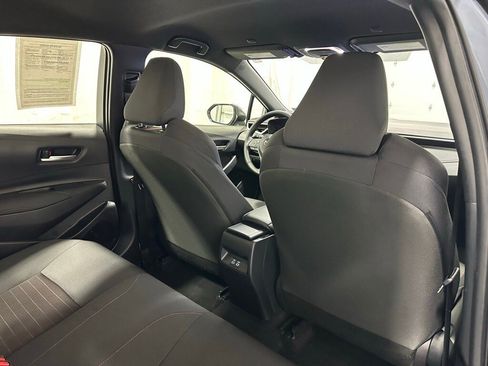 Used 2025 Toyota Corolla SE image 54