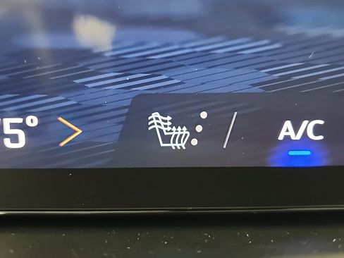 New 2026 Chevrolet Suburban Z71 w/ Comfort Package image 42