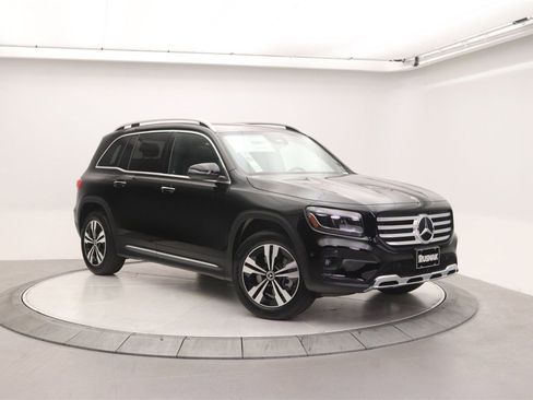 New 2026 Mercedes-Benz GLB 250 image 1