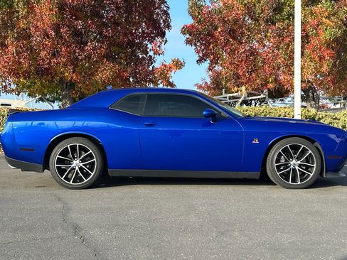 Used 2018 Dodge Challenger R/T Scat Pack w/ Leather Interior Group image 3