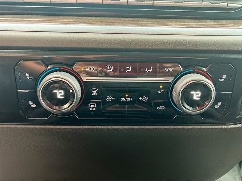 Used 2024 Chevrolet Silverado 1500 LT image 16