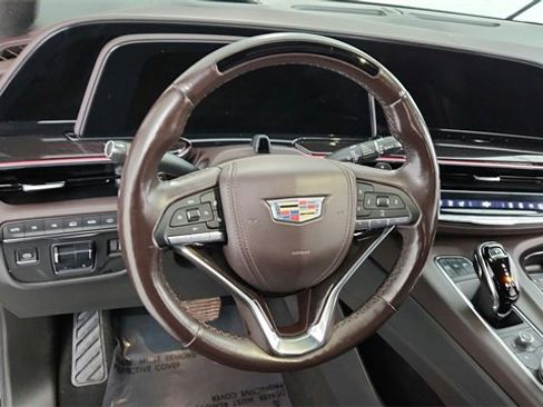 Used 2021 Cadillac Escalade Premium Luxury Platinum image 13