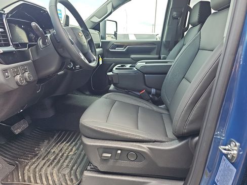 New 2026 Chevrolet Silverado 2500 LT AWD/4WD image 13