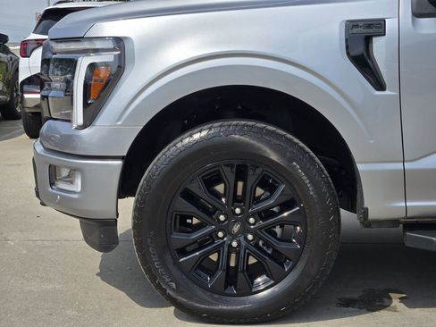 Used 2024 Ford F150 Lariat AWD/4WD image 14