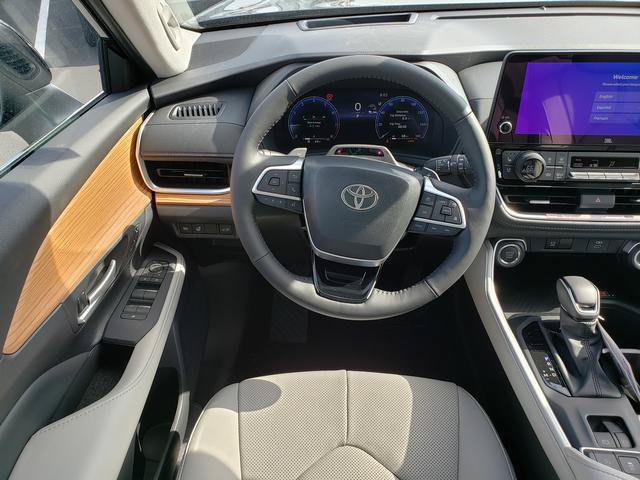 New 2026 Toyota Grand Highlander AWD image 17