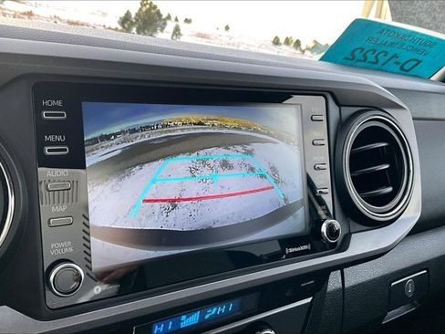 Used 2023 Toyota Tacoma TRD Off-Road image 13