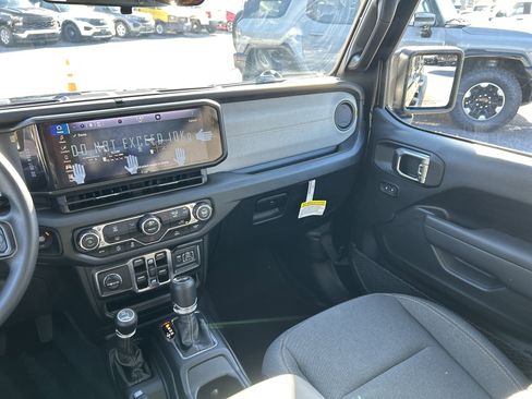 New 2026 Jeep Wrangler Unlimited Sport AWD/4WD image 32