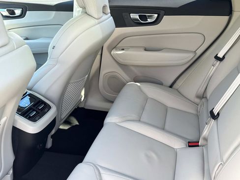 New 2026 Volvo XC60 B5 Ultra w/ Climate Package image 12