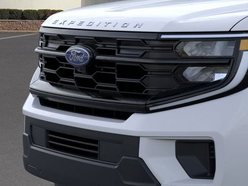 New 2026 Ford Expedition Active RWD image 40