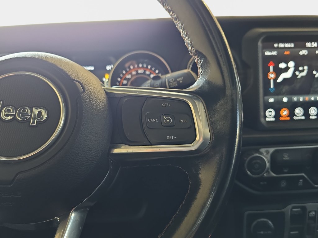 Used 2021 Jeep Wrangler Unlimited Sahara AWD/4WD image 19