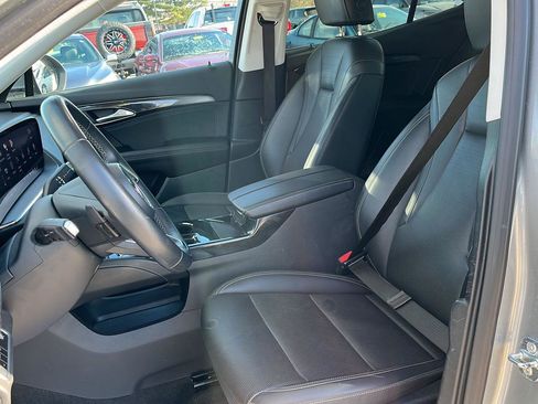 Used 2024 Buick Envision Preferred image 26