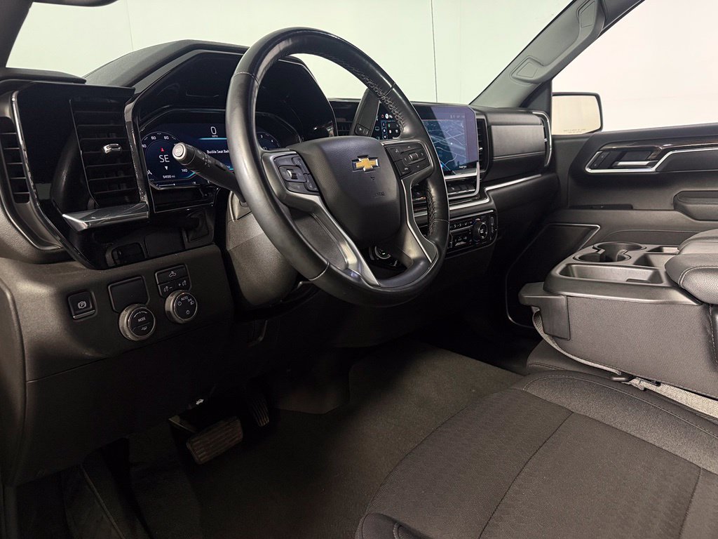 Used 2025 Chevrolet Silverado 1500 LT RWD image 15