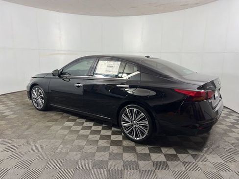 New 2025 Nissan Altima 2.5 SL image 4