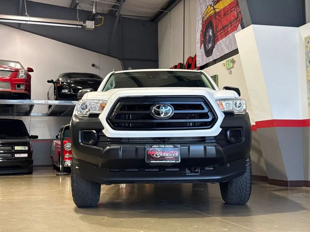Used 2022 Toyota Tacoma SR AWD/4WD image 37
