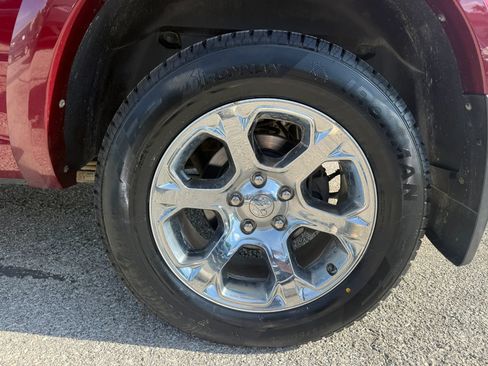 Used 2017 RAM 1500 Laramie w/ Convenience Group AWD/4WD image 27