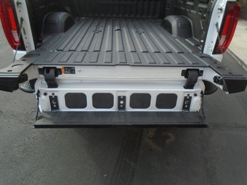 Used 2021 GMC Sierra 2500 Denali w/ Denali Ultimate Package image 38