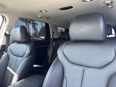 Used 2023 Hyundai Palisade SEL image 23