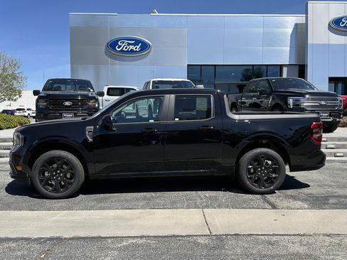 New 2026 Ford Maverick Lobo image 3