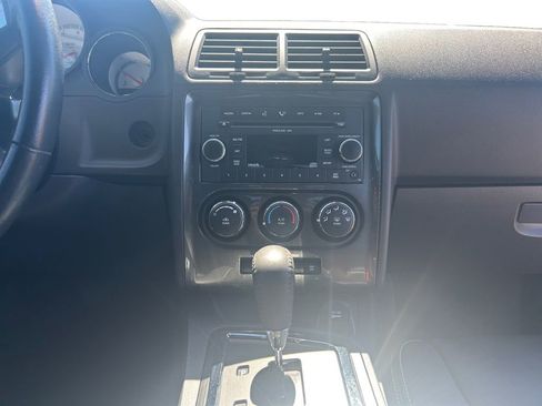Used 2009 Dodge Challenger R/T RWD image 12