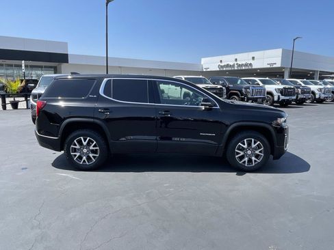 Used 2020 GMC Acadia SLE FWD image 4