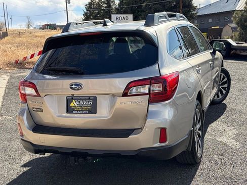 Used 2016 Subaru Outback 2.5i Limited AWD/4WD image 7