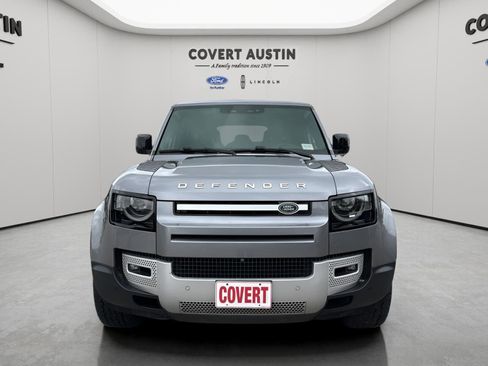 Used 2020 Land Rover Defender 110 First Edition image 7