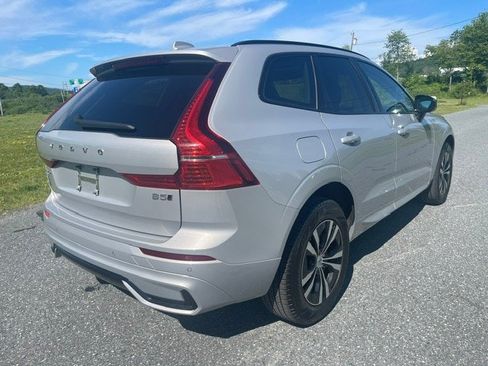 Used 2024 Volvo XC60 B5 Core w/ Climate Package AWD/4WD image 6