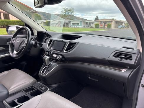 Used 2015 Honda CR-V Touring image 14