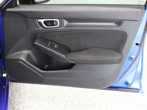 Used 2023 Honda Civic Sport image 32