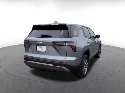 Used 2025 Chevrolet Equinox LT FWD image 13