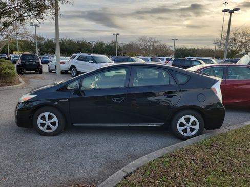 Used 2014 Toyota Prius Three image 24