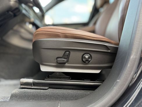 Used 2024 Alfa Romeo Stelvio Ti w/ Active Assist Plus Package image 27