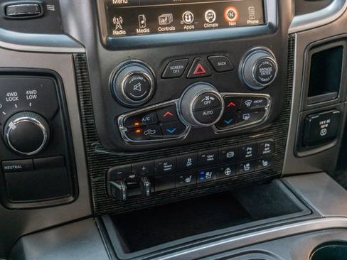 Used 2017 RAM 3500 Laramie Longhorn image 30