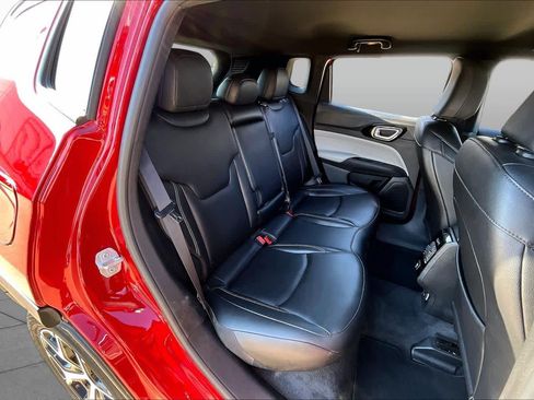 Used 2025 Jeep Compass Limited AWD/4WD image 19